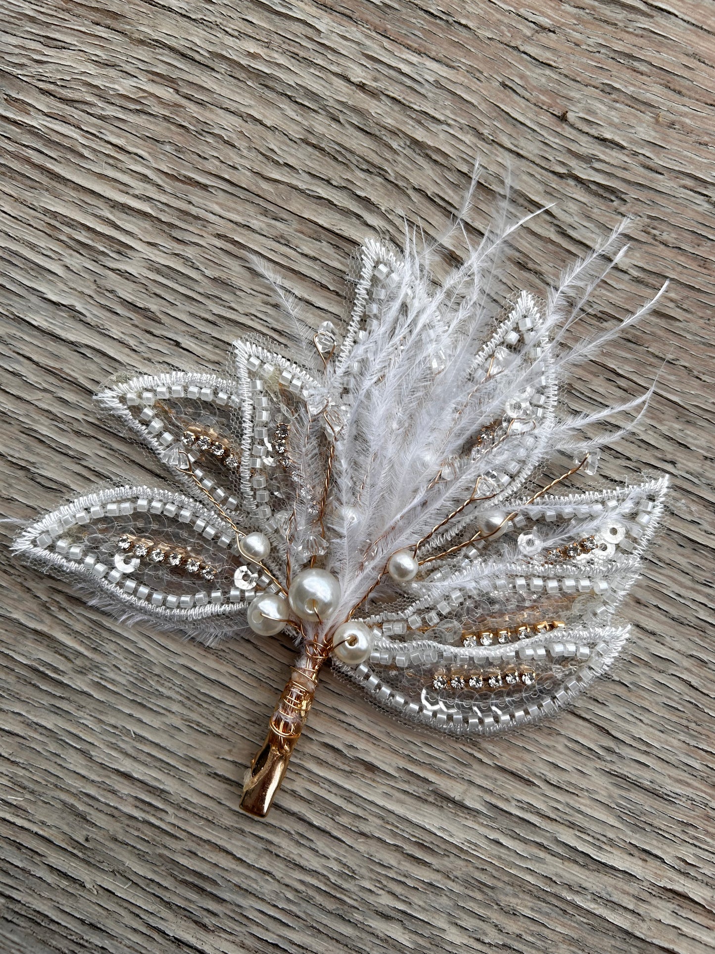 CLIP ELEGANTE CABELLO PLUMAS